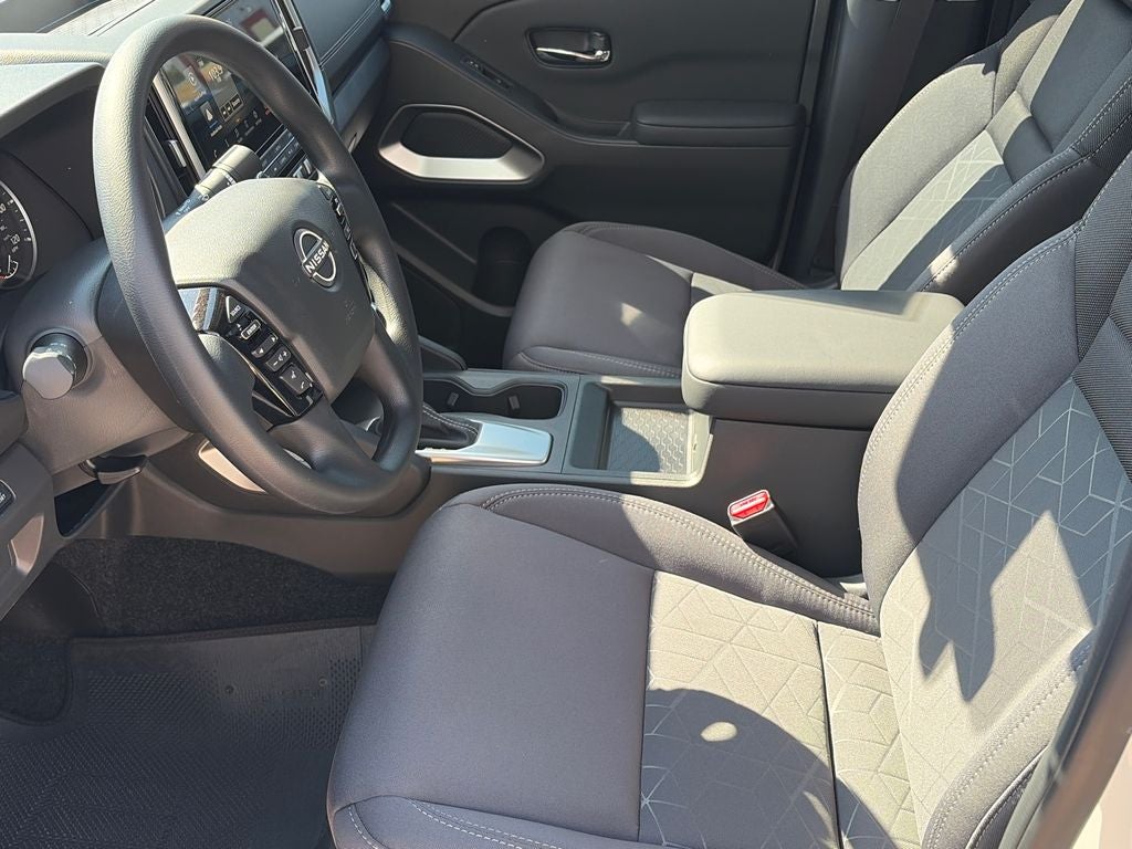 2027 Nissan Frontier SV