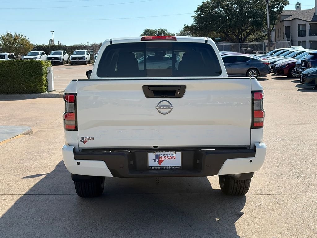 2027 Nissan Frontier SV