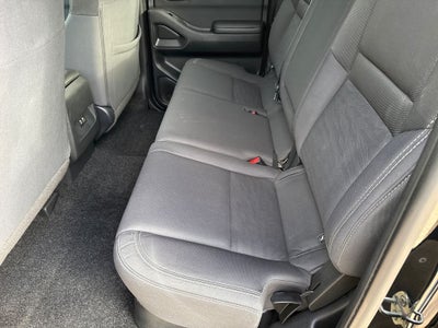 2024 Nissan Frontier SV
