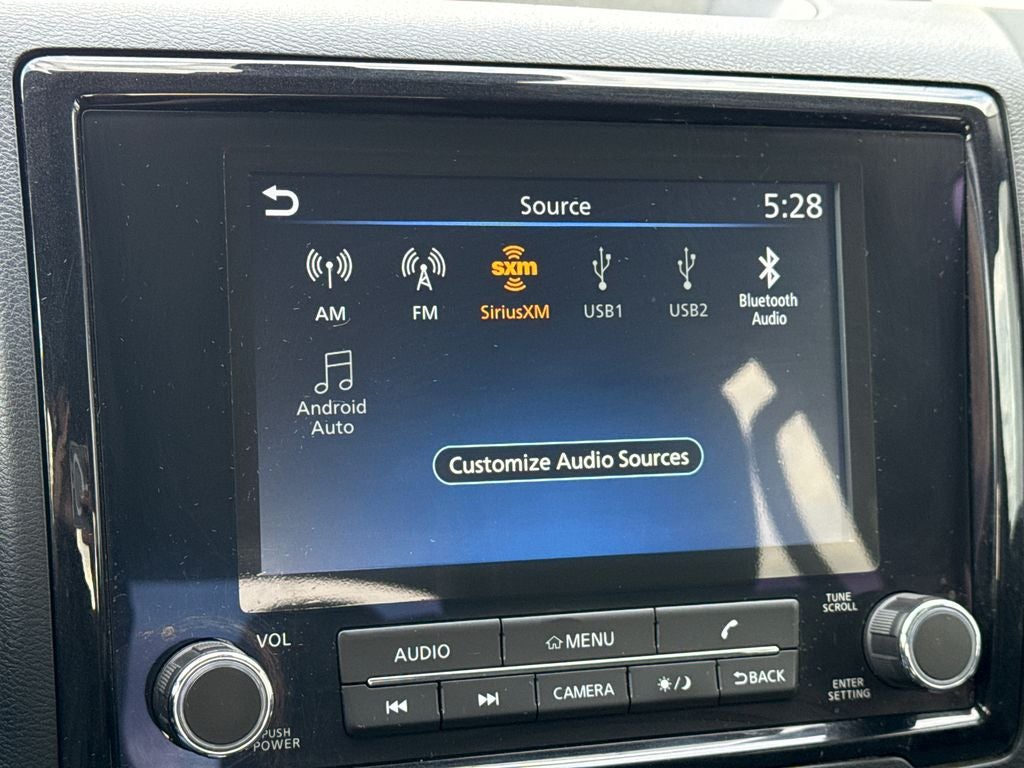 2024 Nissan Frontier SV