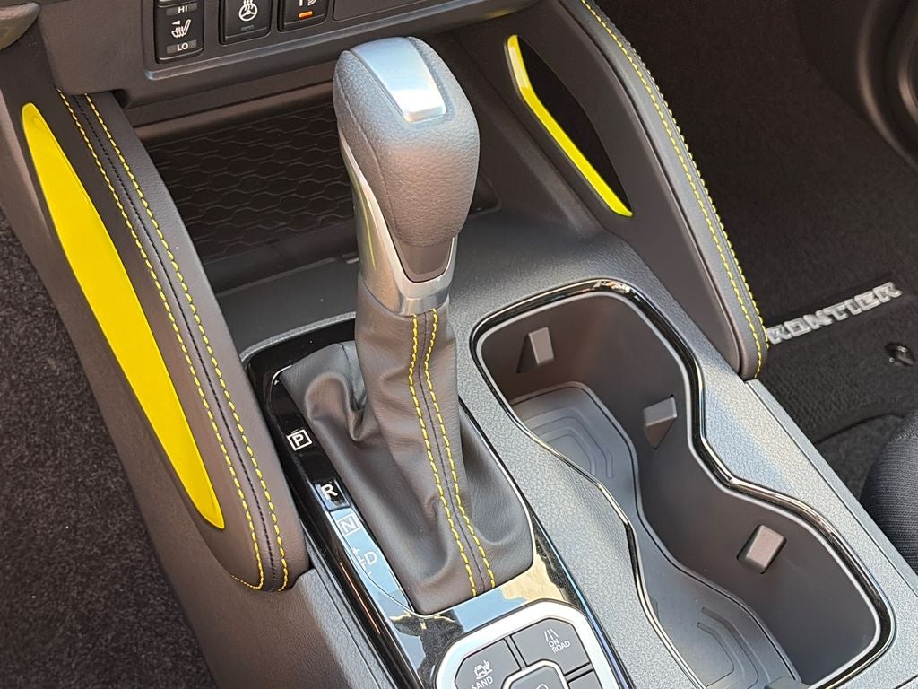 2027 Nissan Frontier SV
