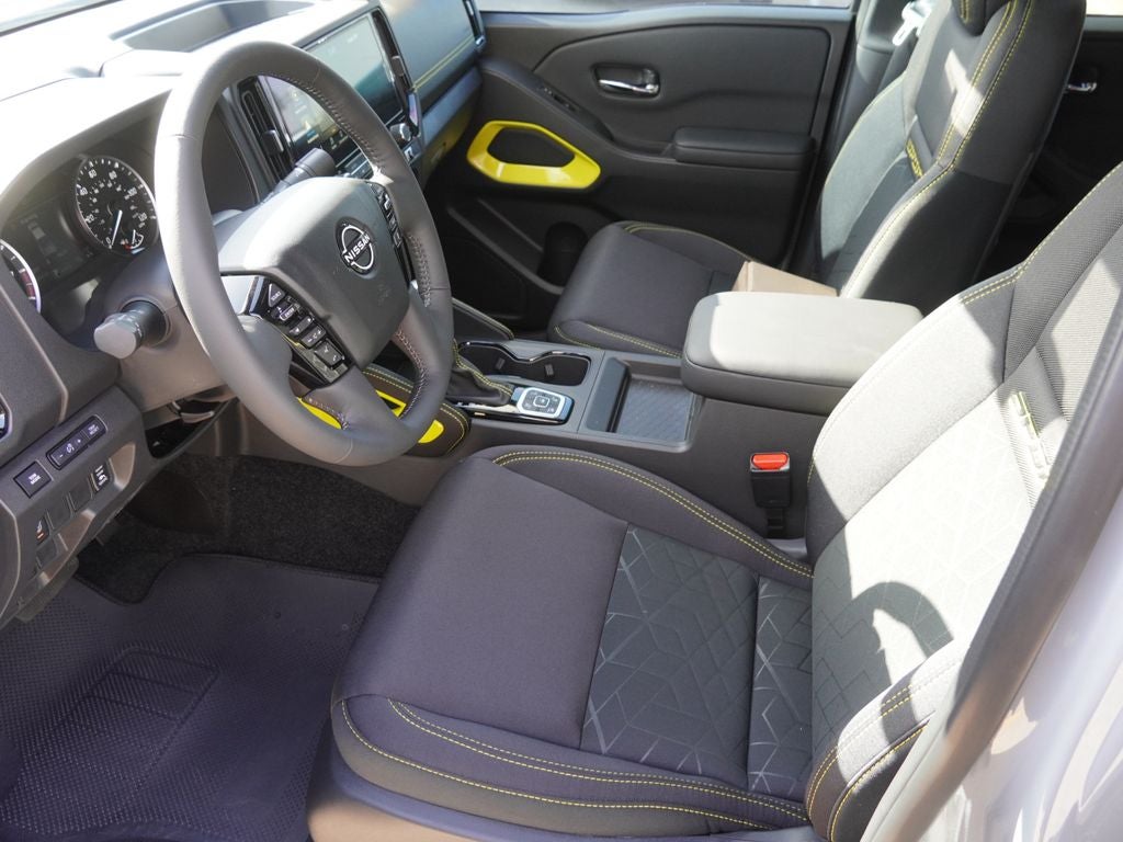 2027 Nissan Frontier SV