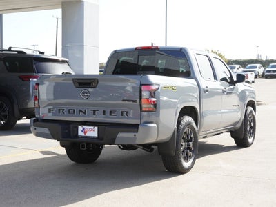 2027 Nissan Frontier SV