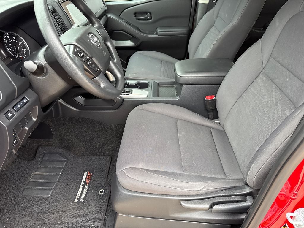 2022 Nissan Frontier S