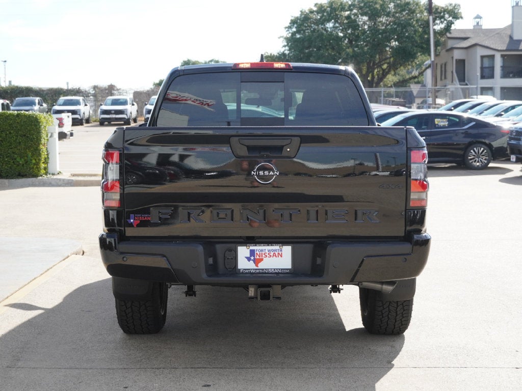 2027 Nissan Frontier SV