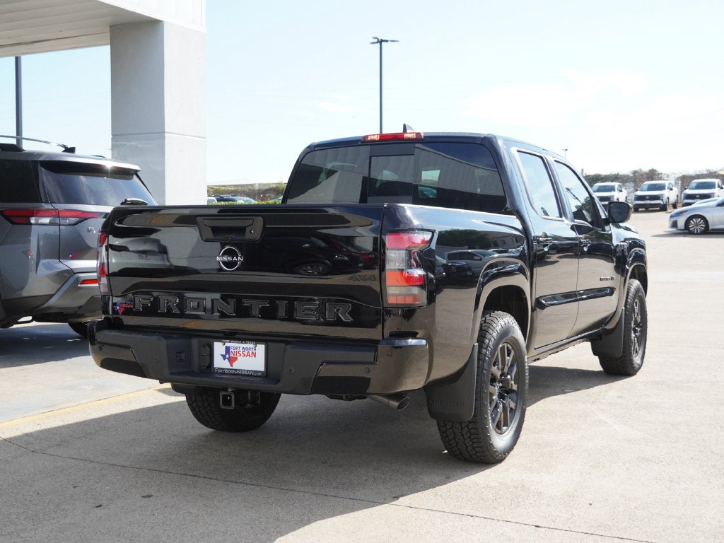 2027 Nissan Frontier SV