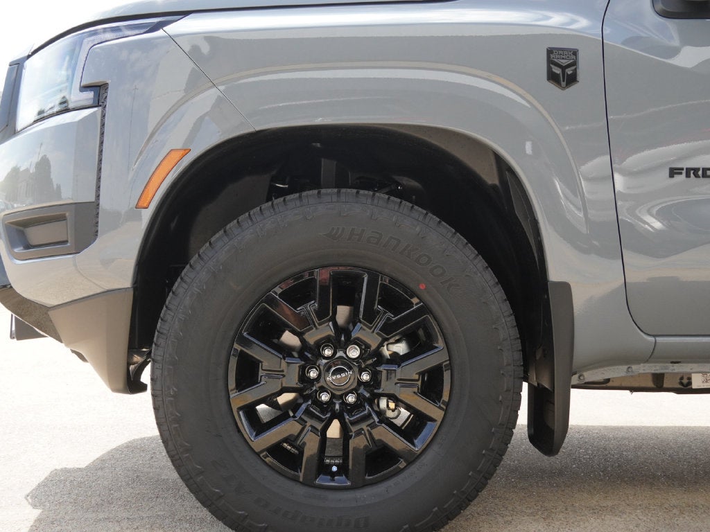 2027 Nissan Frontier SV
