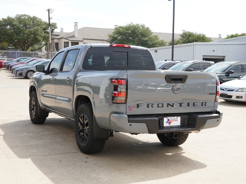 2027 Nissan Frontier SV