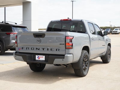 2027 Nissan Frontier SV