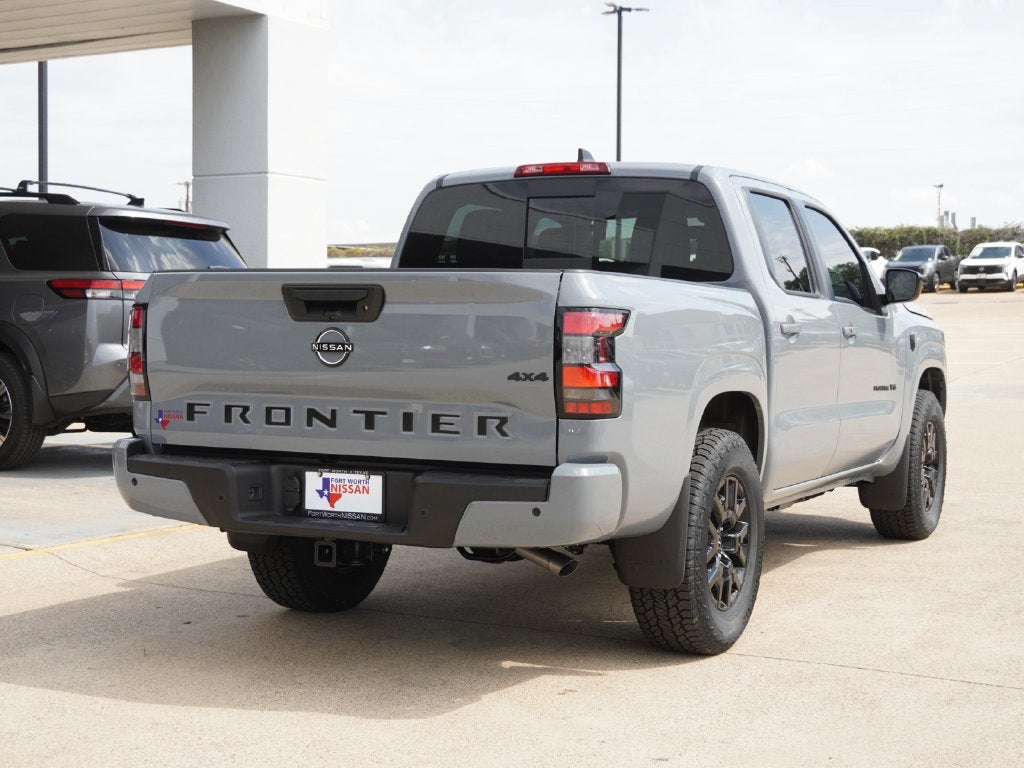 2027 Nissan Frontier SV