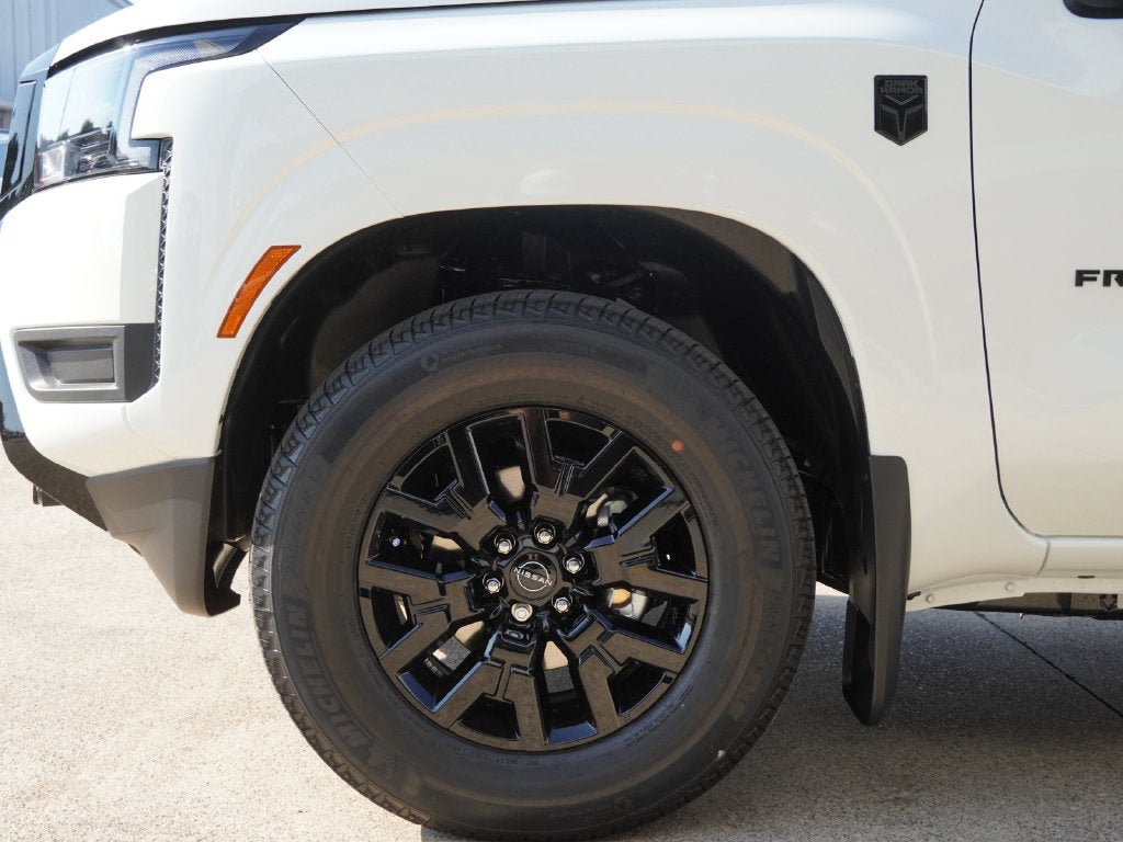2027 Nissan Frontier SV