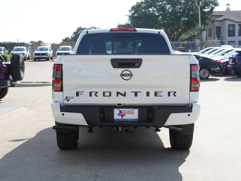 2027 Nissan Frontier SV