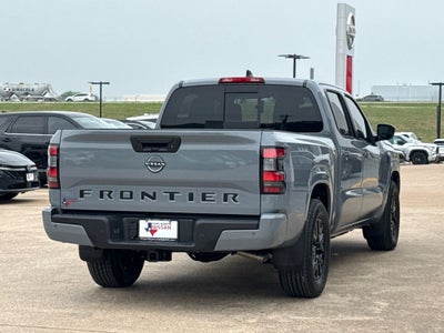 2026 Nissan Frontier SV