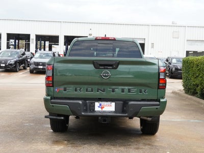 2027 Nissan Frontier SV