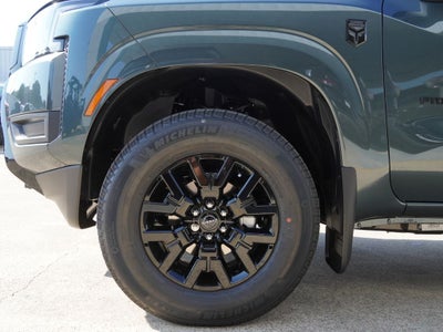 2027 Nissan Frontier SV
