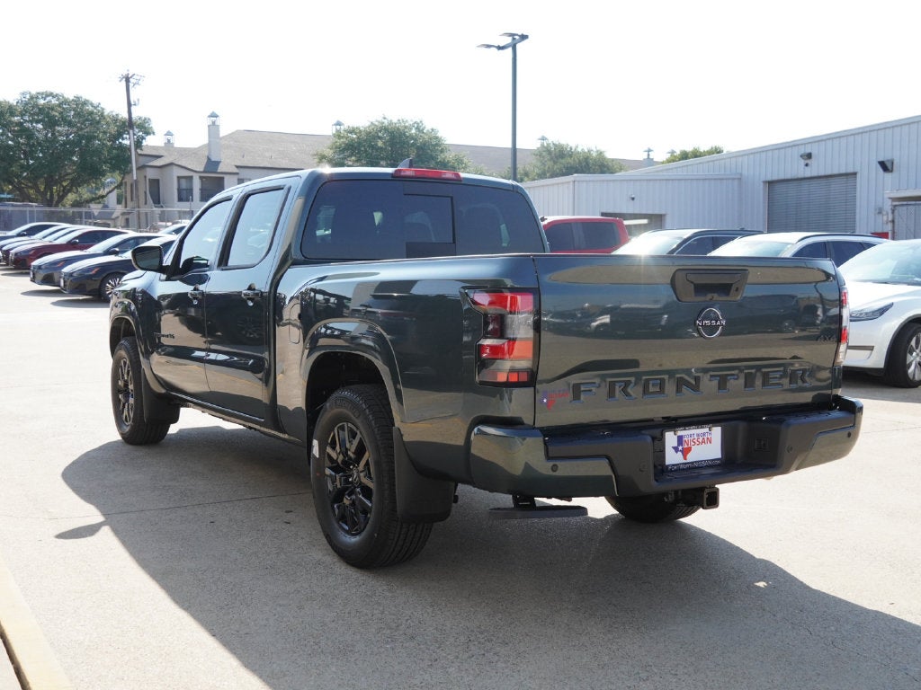2027 Nissan Frontier SV