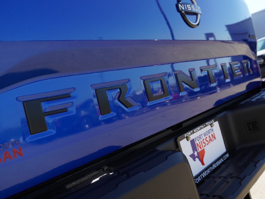 2027 Nissan Frontier SV