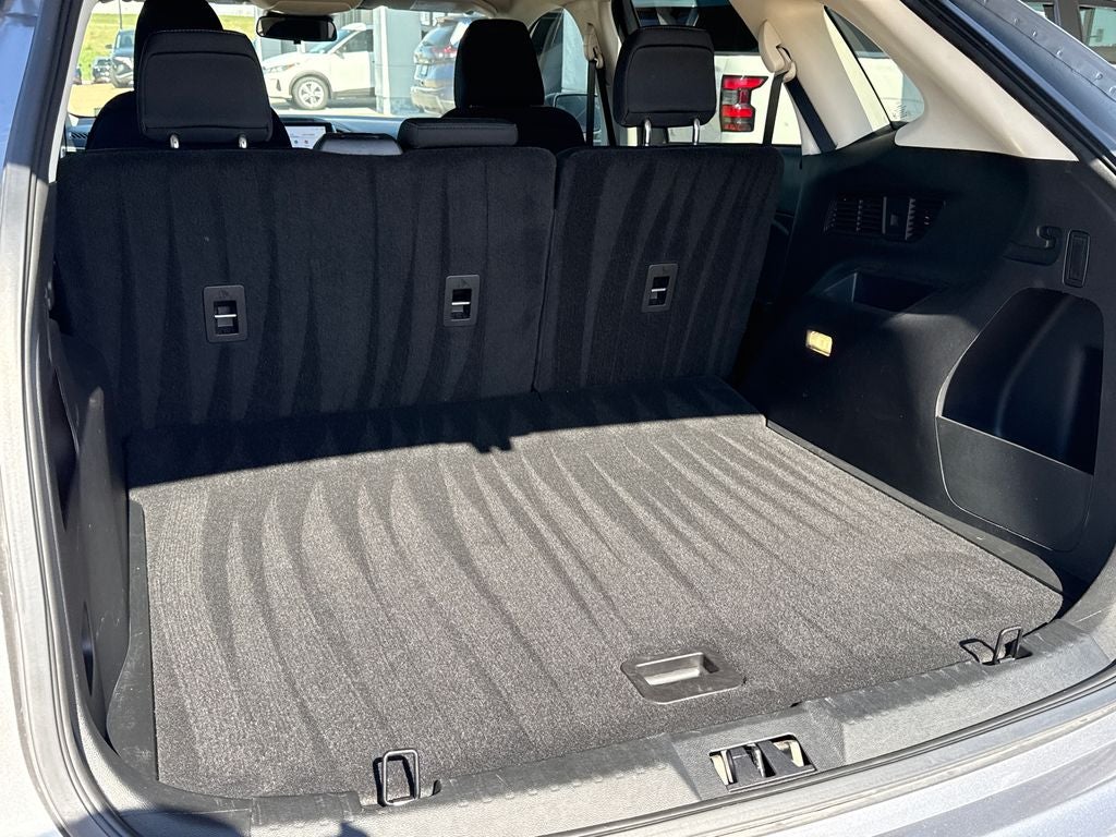 2023 Ford Edge SE