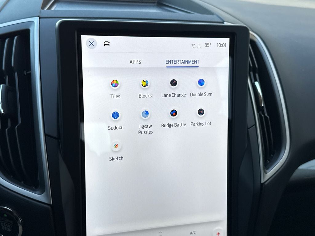 2023 Ford Edge SE