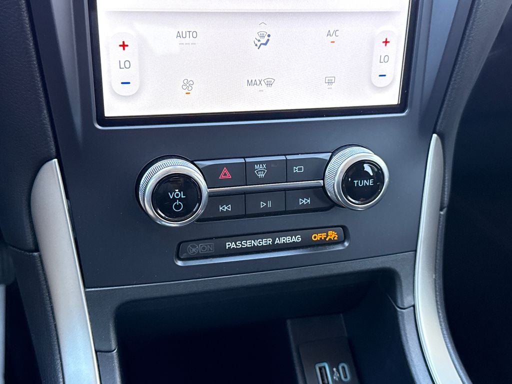 2023 Ford Edge SE