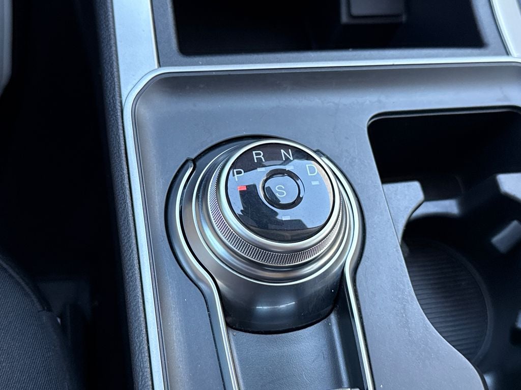2023 Ford Edge SE