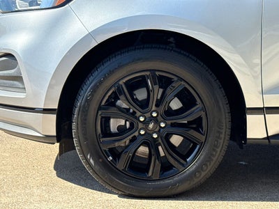 2023 Ford Edge SE