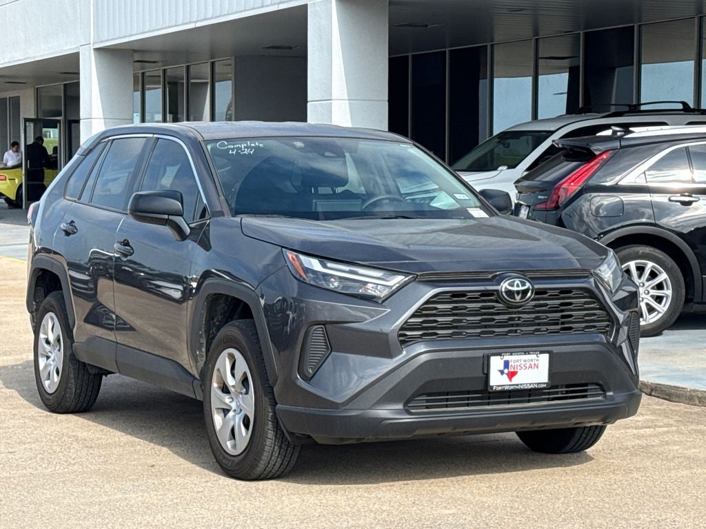 2024 Toyota RAV4 LE