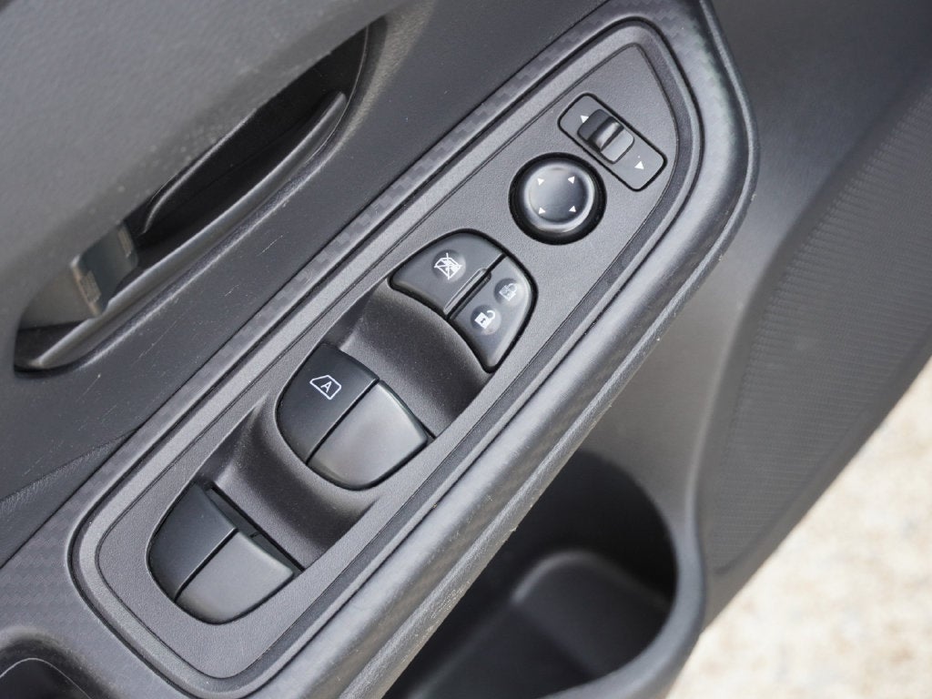 2021 Nissan Versa 1.6 S