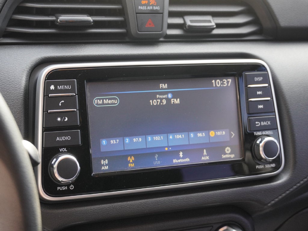 2021 Nissan Versa 1.6 S
