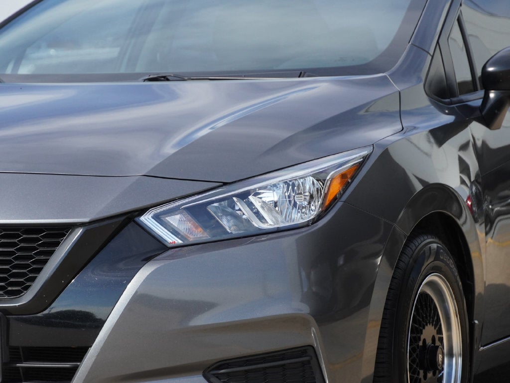 2021 Nissan Versa 1.6 S