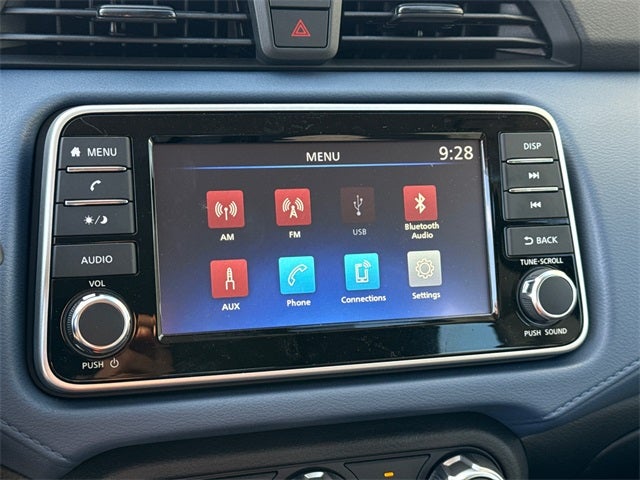 2025 Nissan Versa 1.6 SV