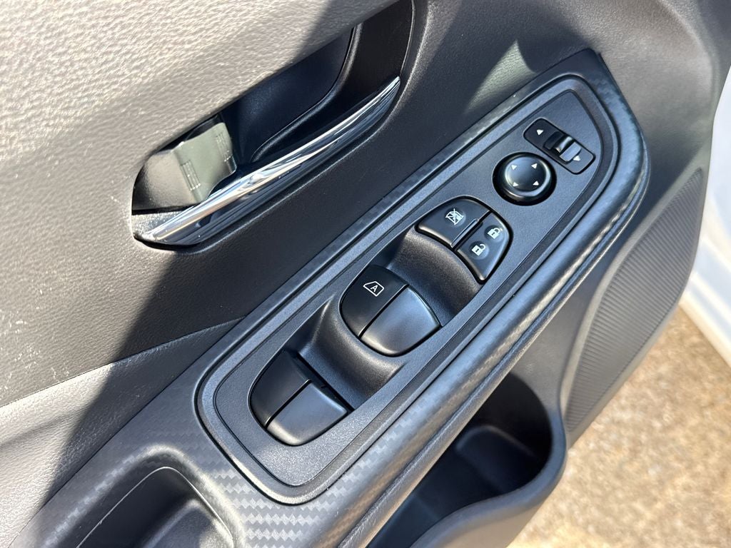2024 Nissan Versa 1.6 SV