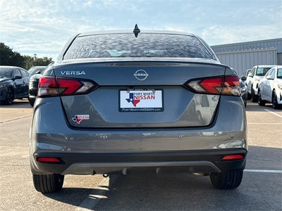 2025 Nissan Versa 1.6 SV