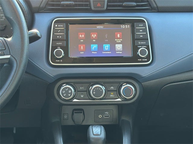 2023 Nissan Versa 1.6 SV