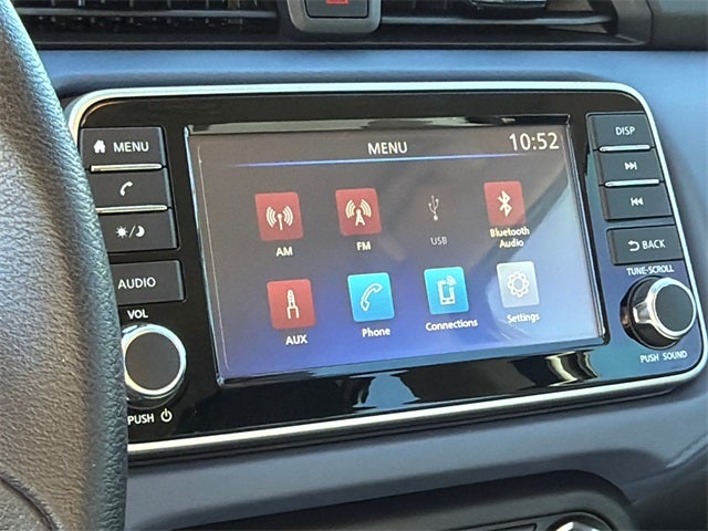 2023 Nissan Versa 1.6 SV