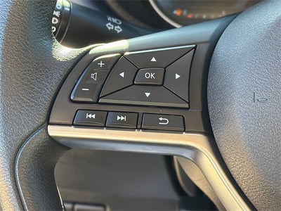 2023 Nissan Versa 1.6 SV