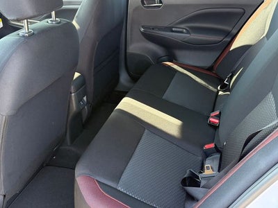 2025 Nissan Versa 1.6 SR