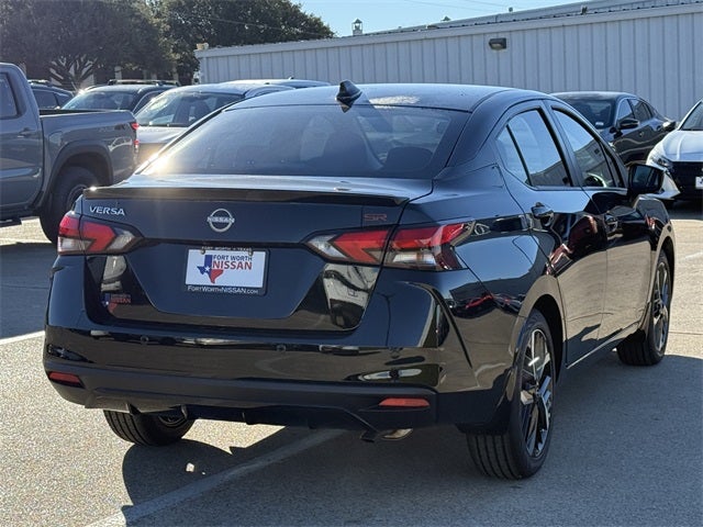 2025 Nissan Versa 1.6 SR