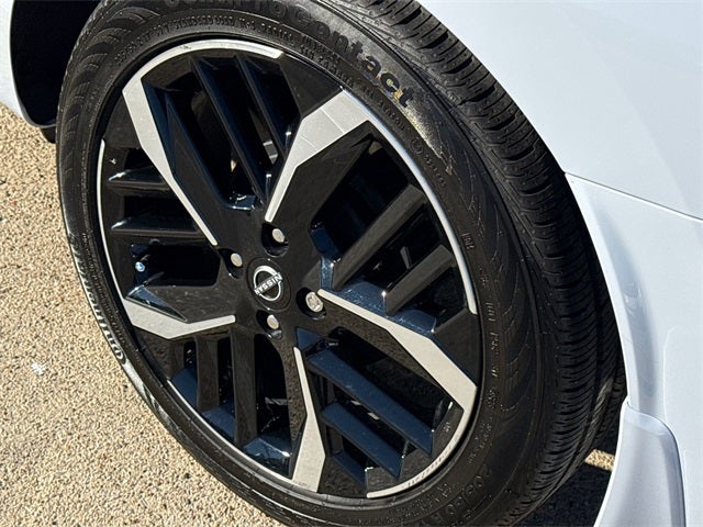 2024 Nissan Versa 1.6 SR