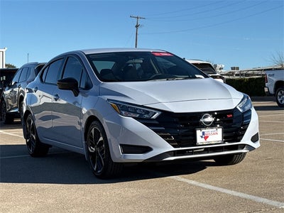 2024 Nissan Versa 1.6 SR