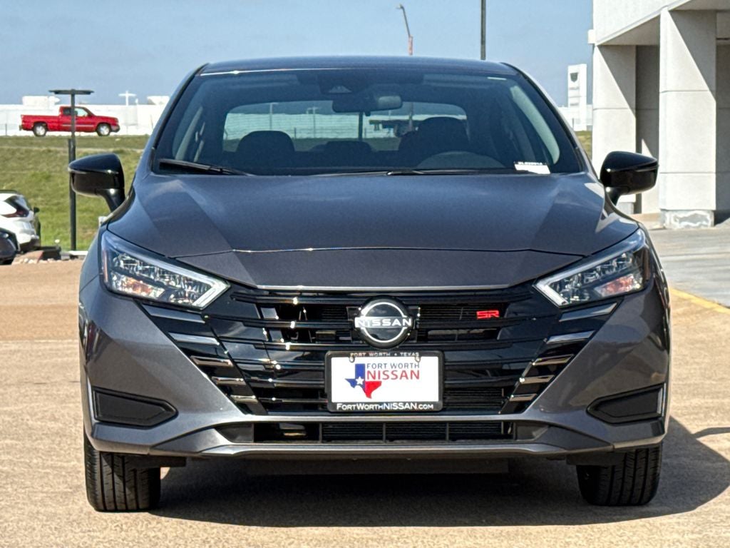 2025 Nissan Versa 1.6 SR