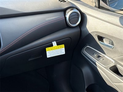 2025 Nissan Versa 1.6 SR