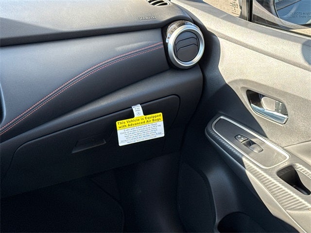 2025 Nissan Versa 1.6 SR