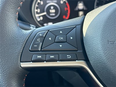 2025 Nissan Versa 1.6 SR