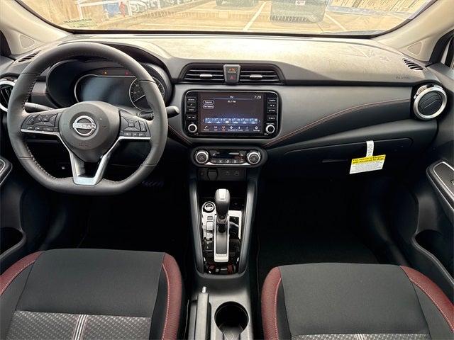 2025 Nissan Versa 1.6 SR