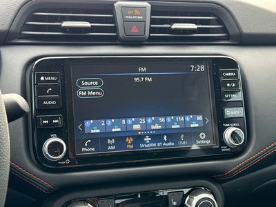 2025 Nissan Versa 1.6 SR