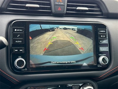 2025 Nissan Versa 1.6 SR