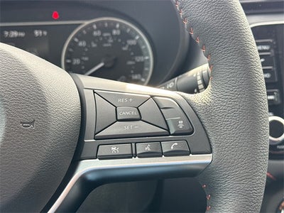 2025 Nissan Versa 1.6 SR