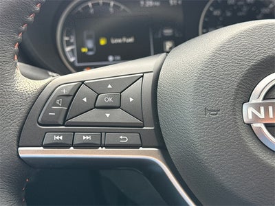 2025 Nissan Versa 1.6 SR