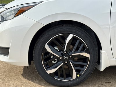 2025 Nissan Versa 1.6 SR